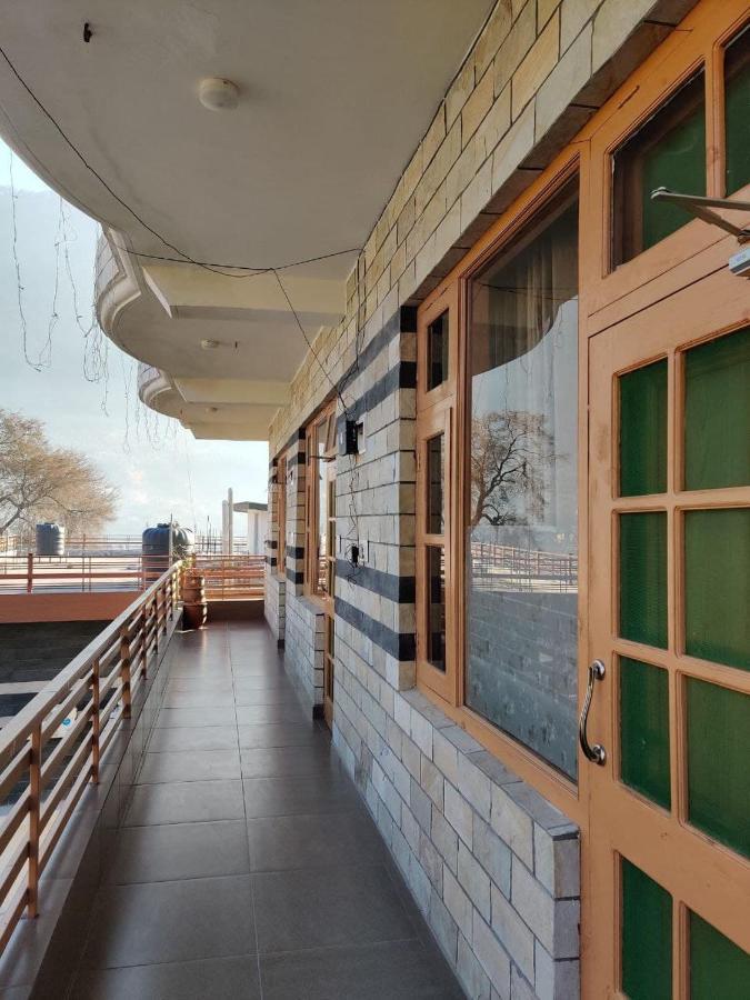 Mathan View Homestay - 3Min Drive To Kullu-Manali Airport Shamshi 외부 사진